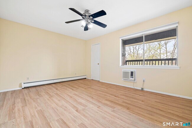 Building Photo - 154 Cold Spring Rd