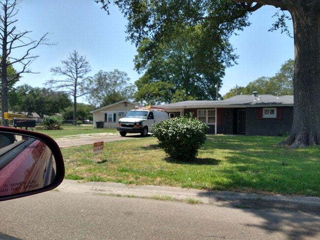 Primary Photo - 280 Stockton Dr