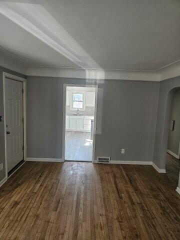 Building Photo - 5731 Neff Ave