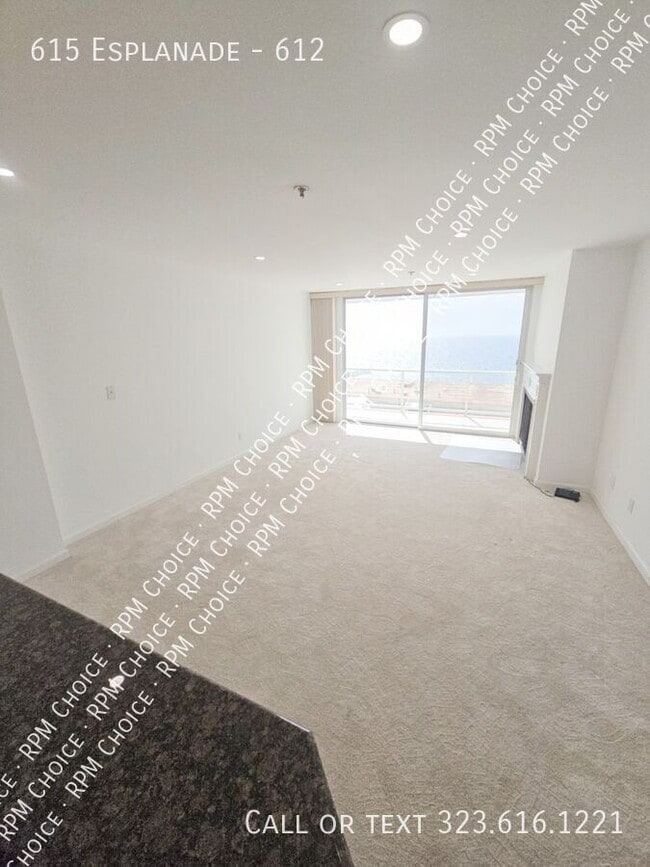 Building Photo - 615 Esplanade-612