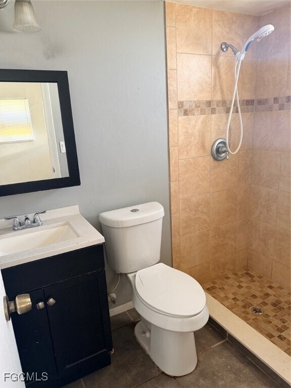 Building Photo - 721 Gilbert Ave S