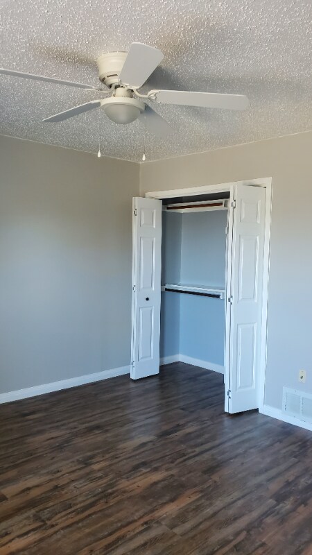 Building Photo - 15 E Mountain Ln