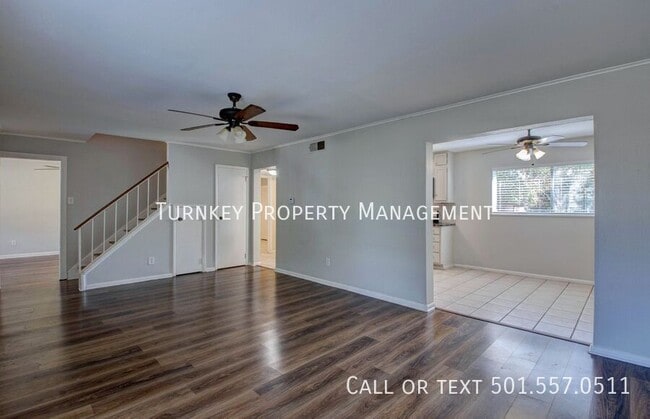 Building Photo - 7 Fairbrook Dr