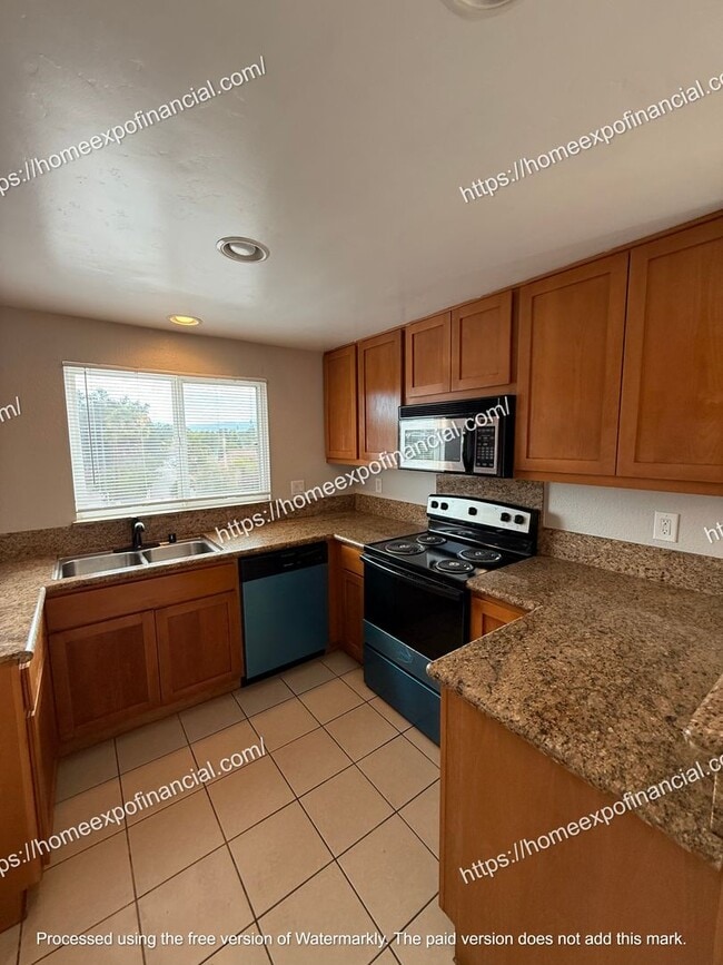 Building Photo - Nice Home For Rent