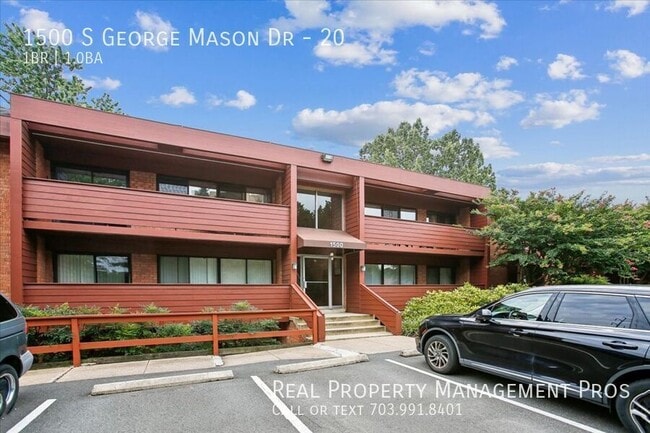 Building Photo - 1500 S George Mason Dr