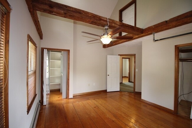 Building Photo - 27 Andover Rd