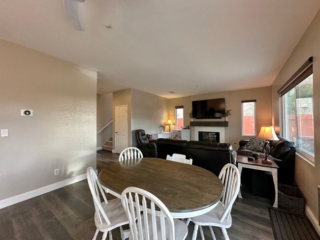Building Photo - Modern Comfort in Vista: 3BR/2.5BA Rental Home with Central AC, 2-Car Garage, and Luxurious Upgra...