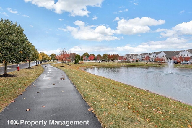 Building Photo - 1442 Bloomington Blvd