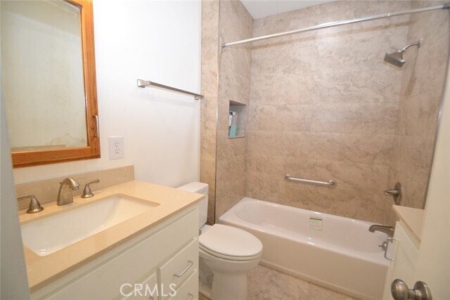 Building Photo - 1416 W 219th St