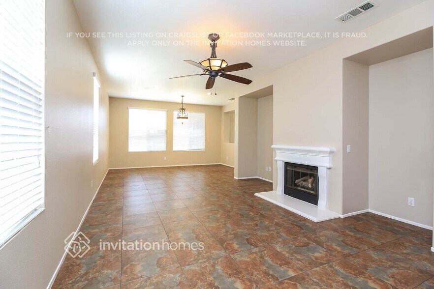 Building Photo - 575 Miracle Dr