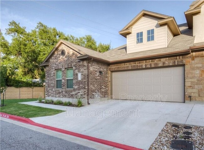 Building Photo - 2304 S Lakeline Blvd