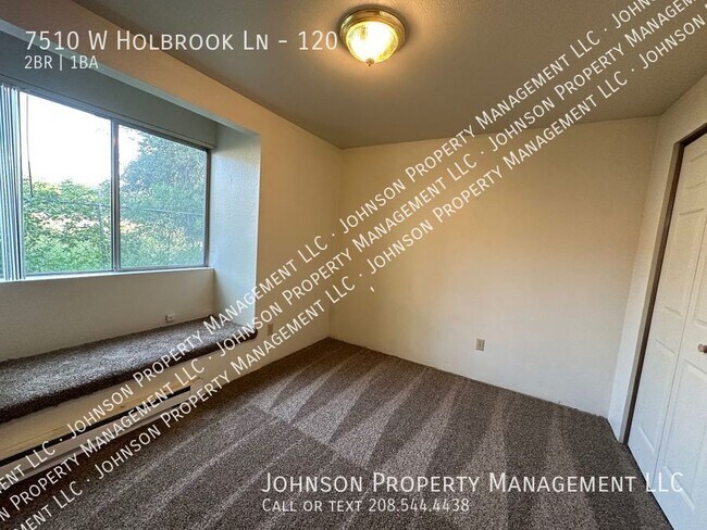 Building Photo - 7510 W Holbrook Ln