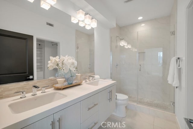 Building Photo - 10832 W Riverton Ct