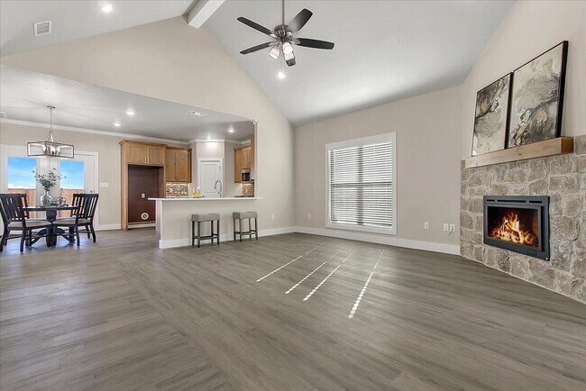 Building Photo - 132 Calvin Dr