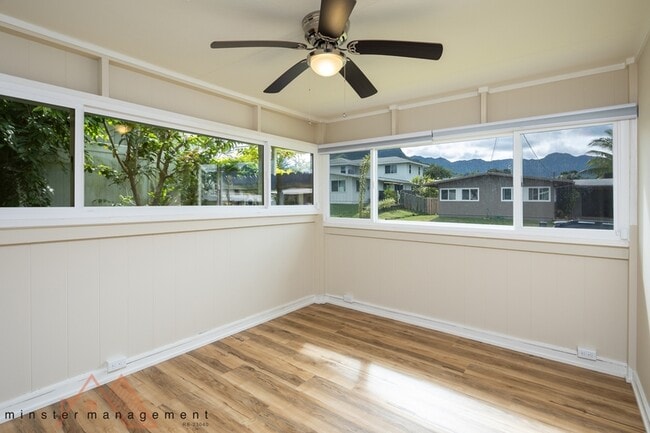 Building Photo - 531 Ulumu St