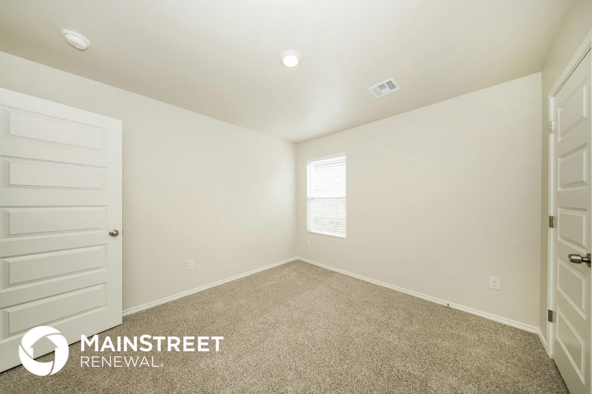 Building Photo - 9513 Laredo Ln