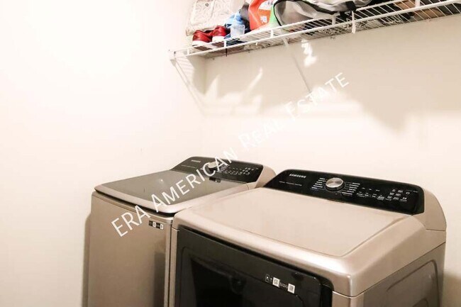 Building Photo - 808 Moorhen Wy