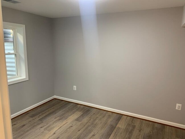 Building Photo - 2909 Cherry St