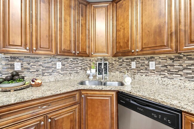 Building Photo - 1912 Bunnell Ct