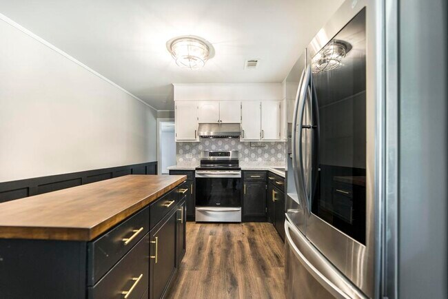 Building Photo - 4202 Cyndy Jo Cir