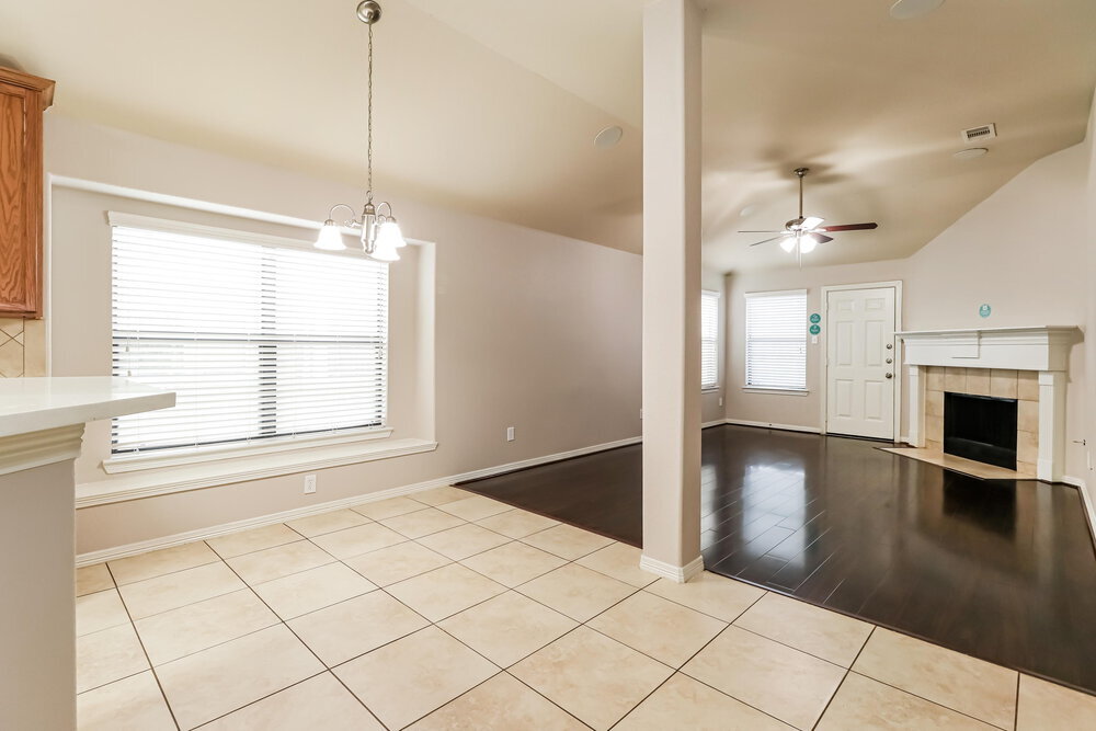 Building Photo - 969 Oak Lynn Dr