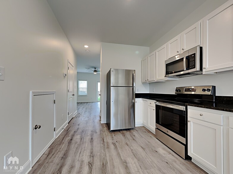 Building Photo - 2395 Eagle Creek Ct