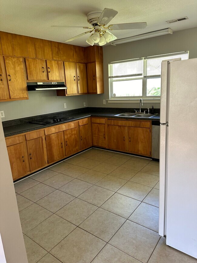 Building Photo - 5730 Old Dayton Pike