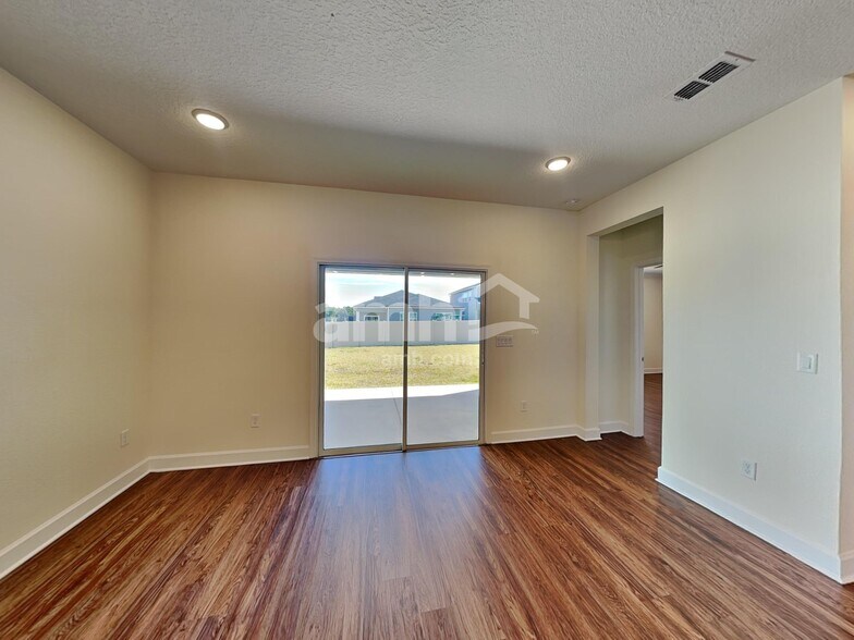 Building Photo - 3014 Rolling Acrs Rd