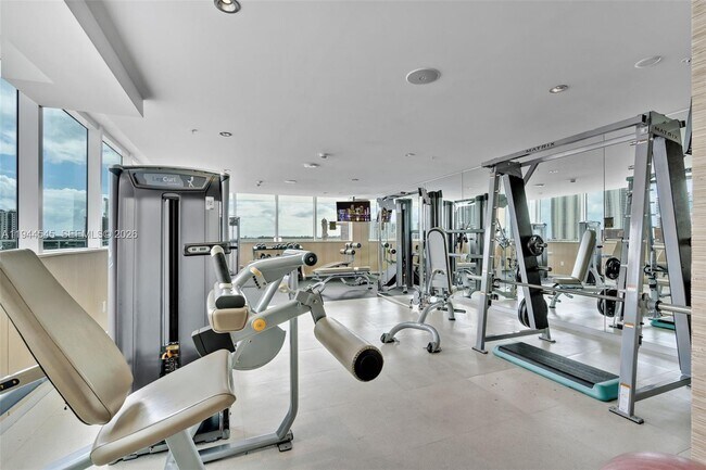 Building Photo - 400 Sunny Isles Blvd