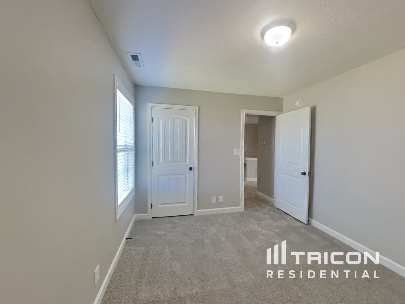 Building Photo - 3770 Tradewinds Terrace