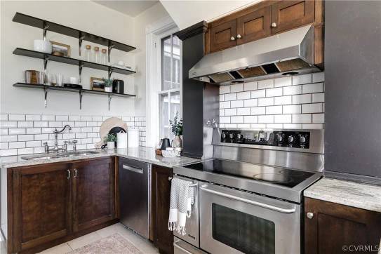 Building Photo - 2411 Kensington Ave