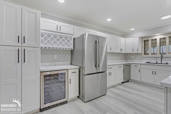 Building Photo - Beautiful 3Bdm 2Ba Home in Suncity!