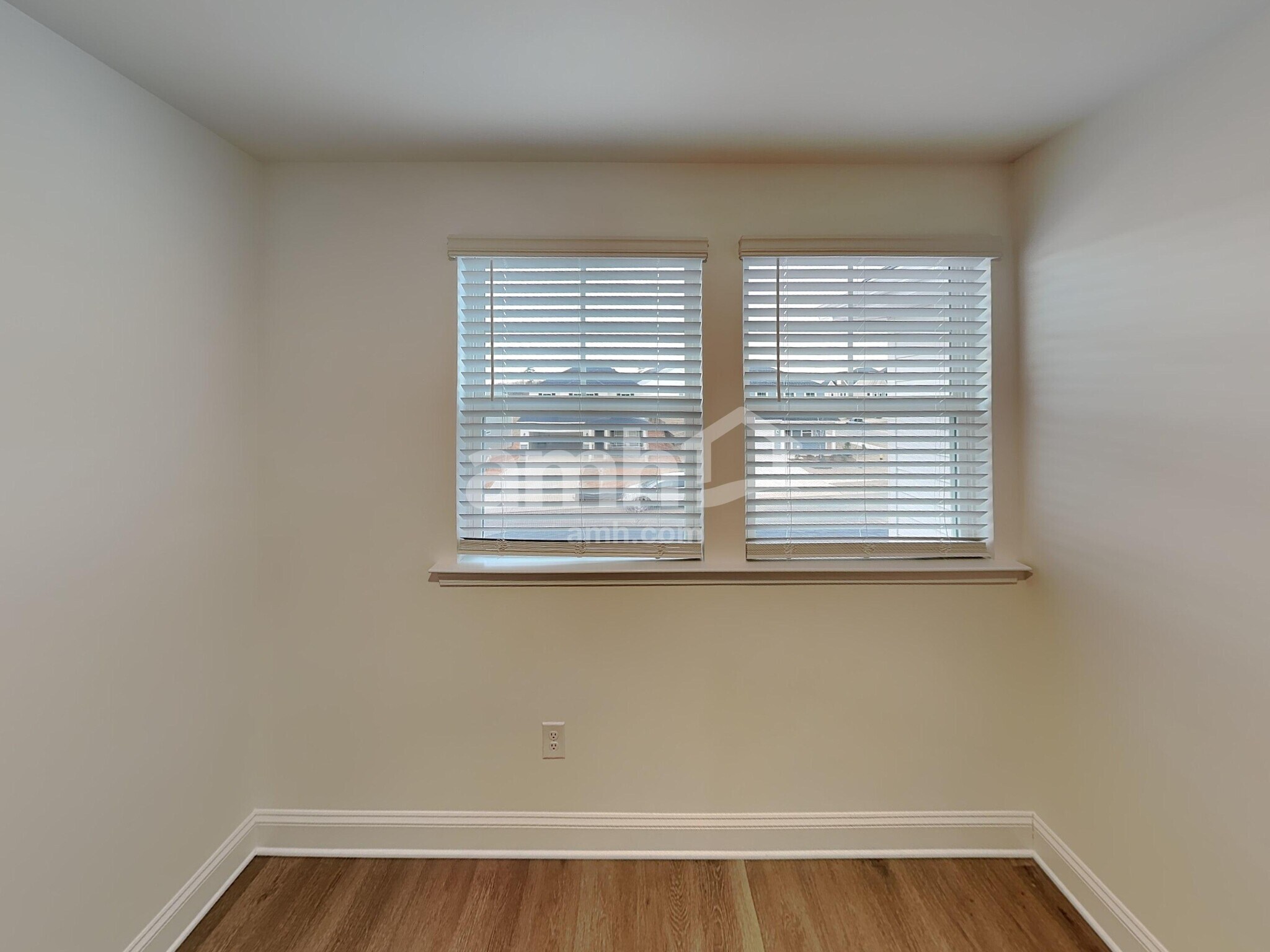 Building Photo - 5014 Twin River Dr