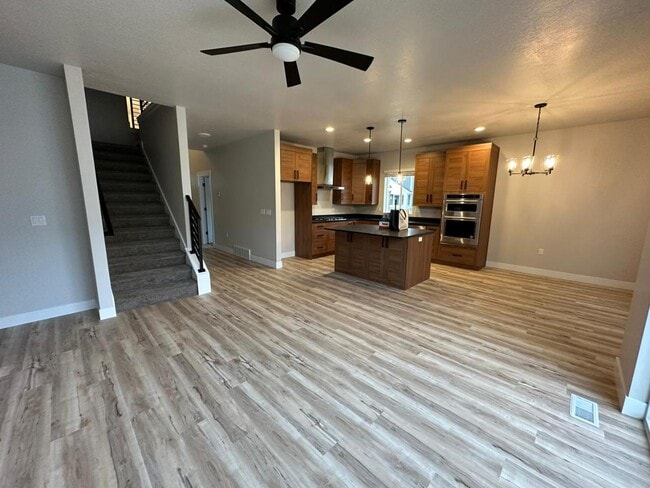 Building Photo - 12307 Eovaldi Ave