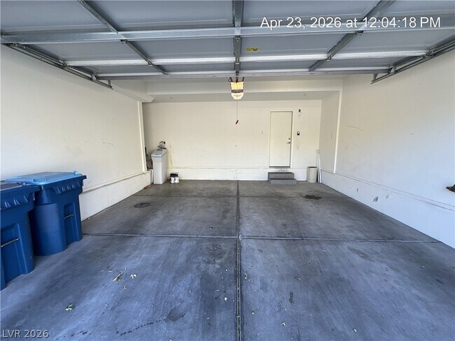 Building Photo - 11346 Bedford Commons Dr