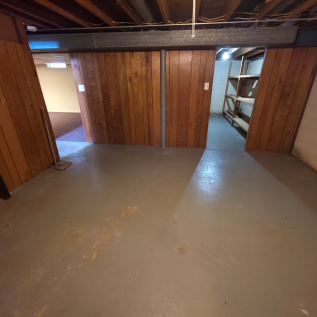 Building Photo - Single Family Home 3 beds 1 bath Available...