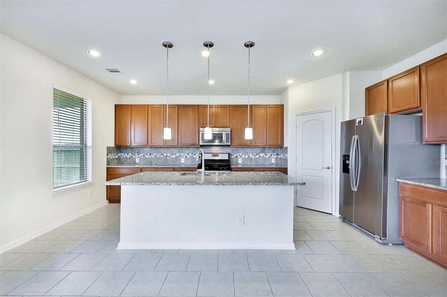 Building Photo - 22423 Auburn Valley Ln