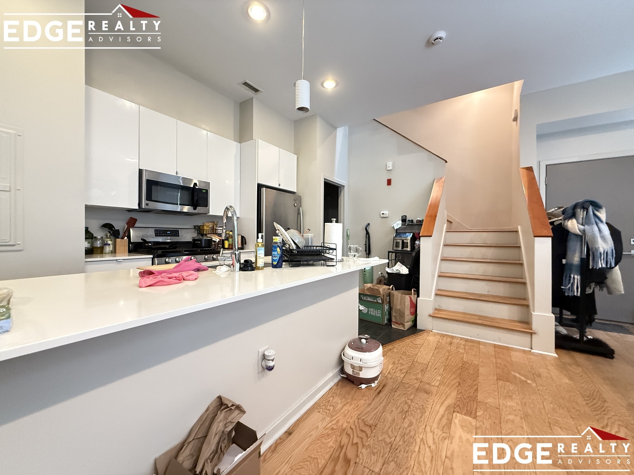 Building Photo - 53 Glenville Ave