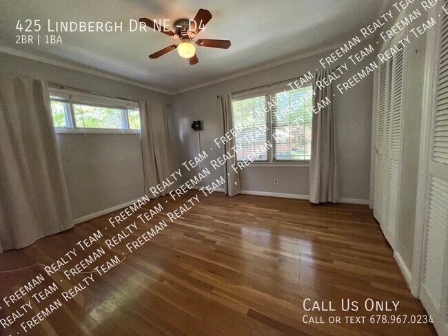 Building Photo - 425 Lindbergh Drive NE