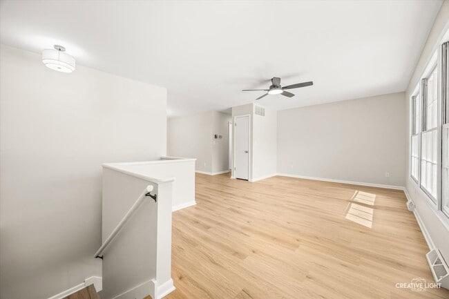 Building Photo - 8N470 Thomas Rd