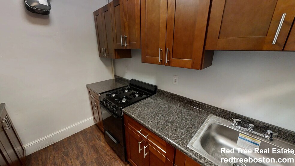 Building Photo - 88 Washington St