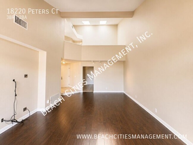 Building Photo - 18220 Peters Ct