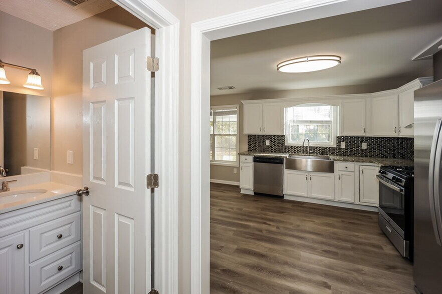 Building Photo - 559 Cypress Estates Cove