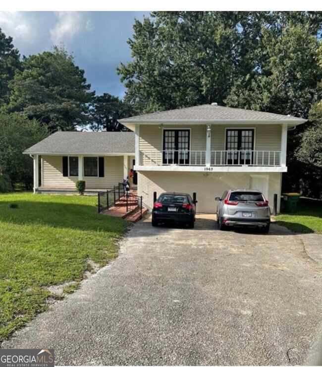 Building Photo - 1963 Hwy 138 SW