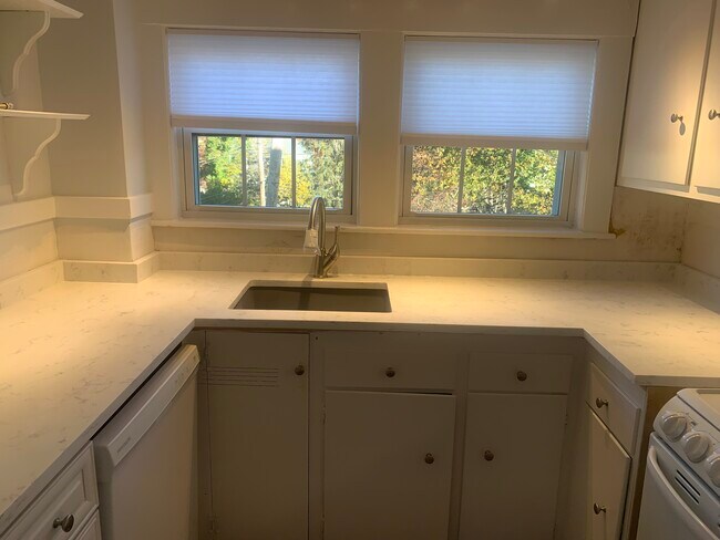 kitchen - 12 Maple Cir