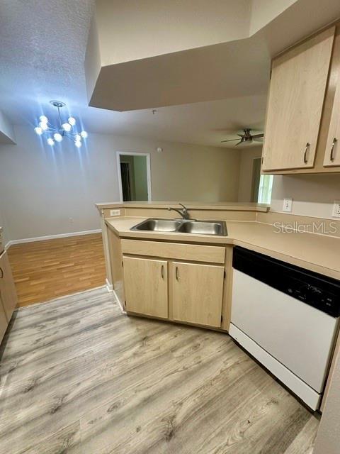 Building Photo - 725 Crest Pines Dr