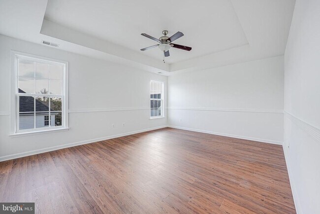 Building Photo - 15000 Gossom Manor Pl