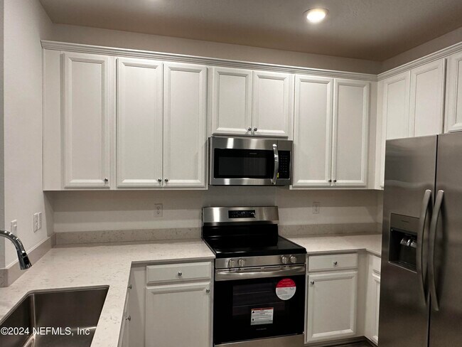 Building Photo - 4305 Leeward Breeze Lp