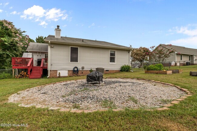 Building Photo - 39 Orrin Ct