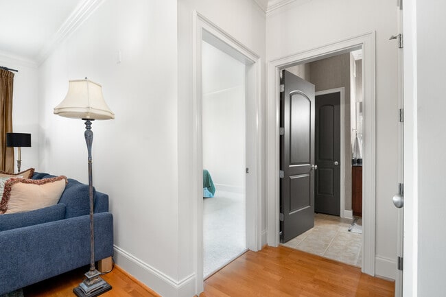 Building Photo - 1055 Piedmont Ave NE